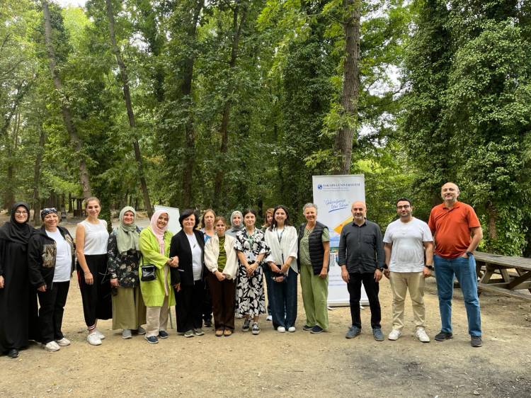 BAĞIMLILIKLA MÜCADELEDE EBEVEYNLERİN ROLÜ
