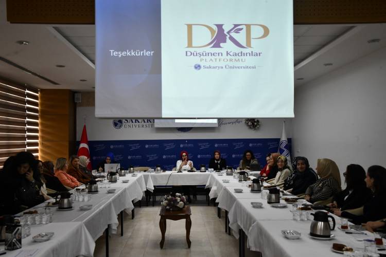 Düşünen Kadınlar Platformu İlk Toplantısı