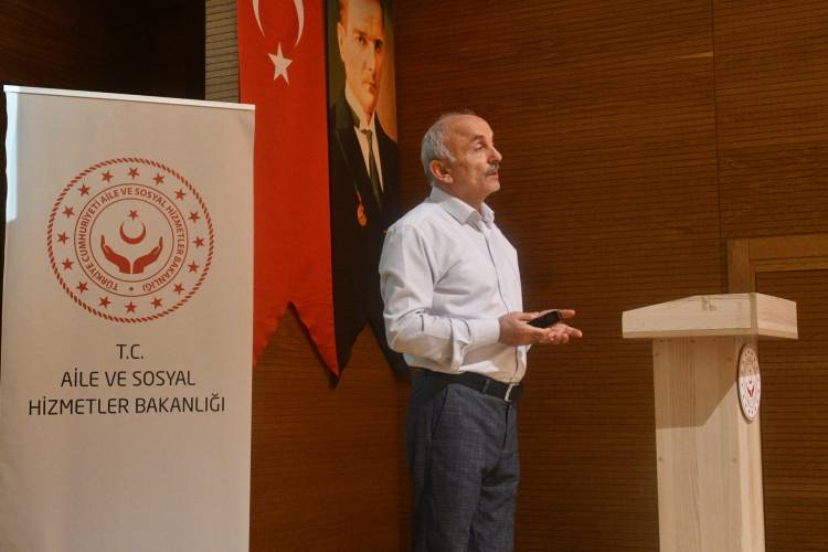 Ergen İletişimi ve Ergenle Çalışma